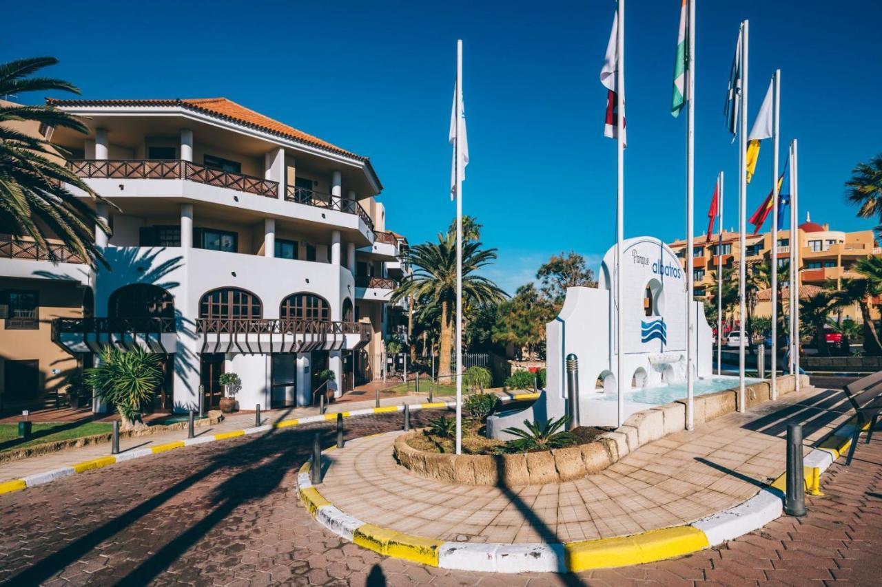"Mini Golf Estudio" Terraza Privada Y Piscina サンミゲル・デ・アボナ エクステリア 写真
