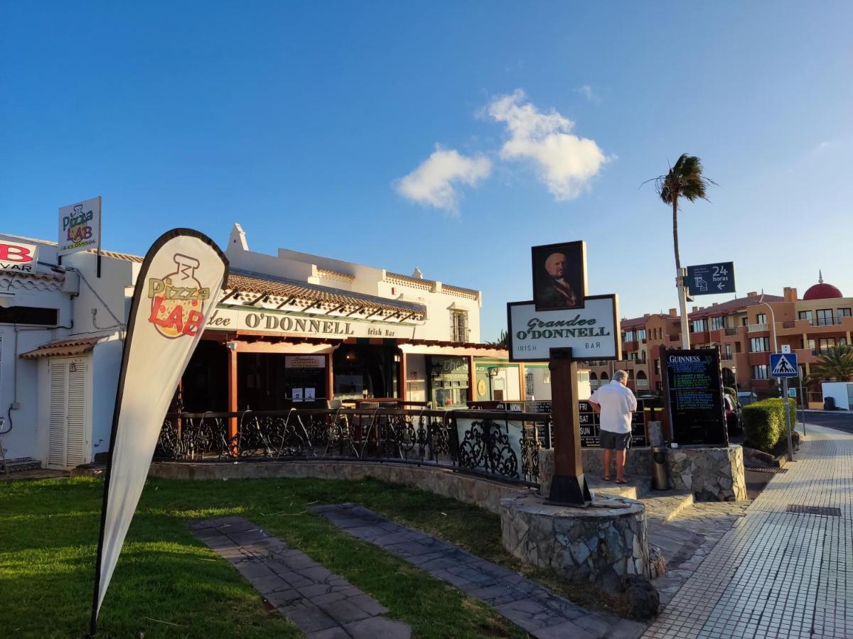 "Mini Golf Estudio" Terraza Privada Y Piscina サンミゲル・デ・アボナ エクステリア 写真